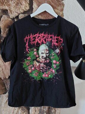 Terrifier Art the Clown Christmas Wreath T-Shirt Black Horror Movie Graphic Tee